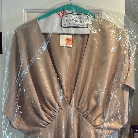 Anthropologie BHLDN Cream Flutter Sleeve Gown - Picture 8 of 11